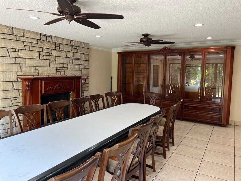 More Photos Of 8927 Sawyer St, Los Angeles Specialty For Sale