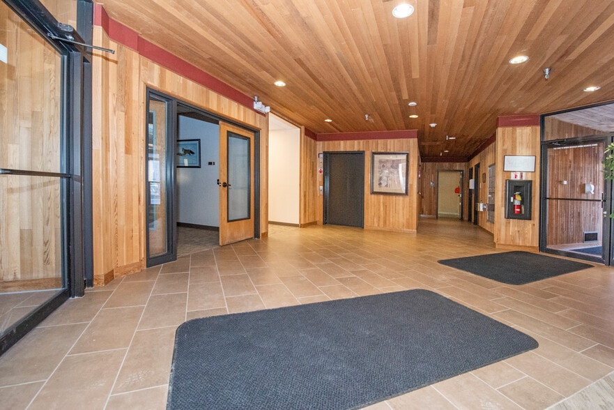 More Photos Of 201 E 56th Ave, Anchorage Office For Sale