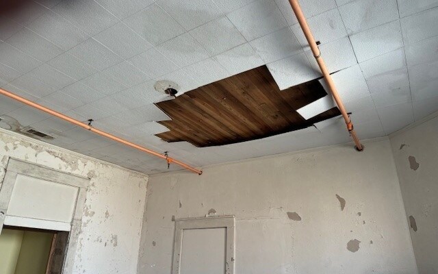 More Photos Of 179 E Base St, Madison Storefront Retail Office For Sale