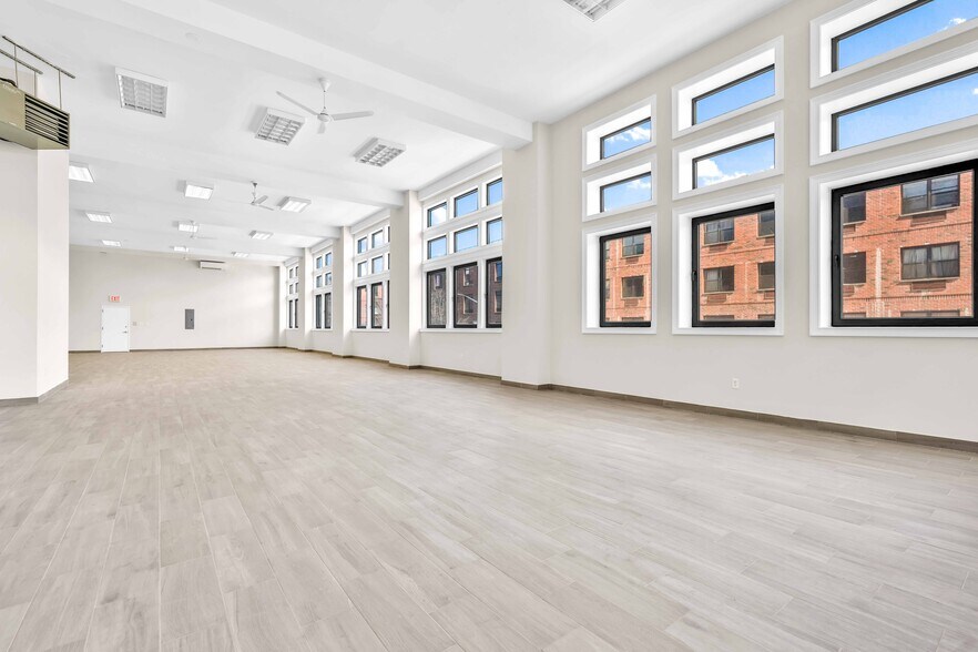 More Photos Of 405-407 Gates Ave, Brooklyn Loft Creative Space For Sale