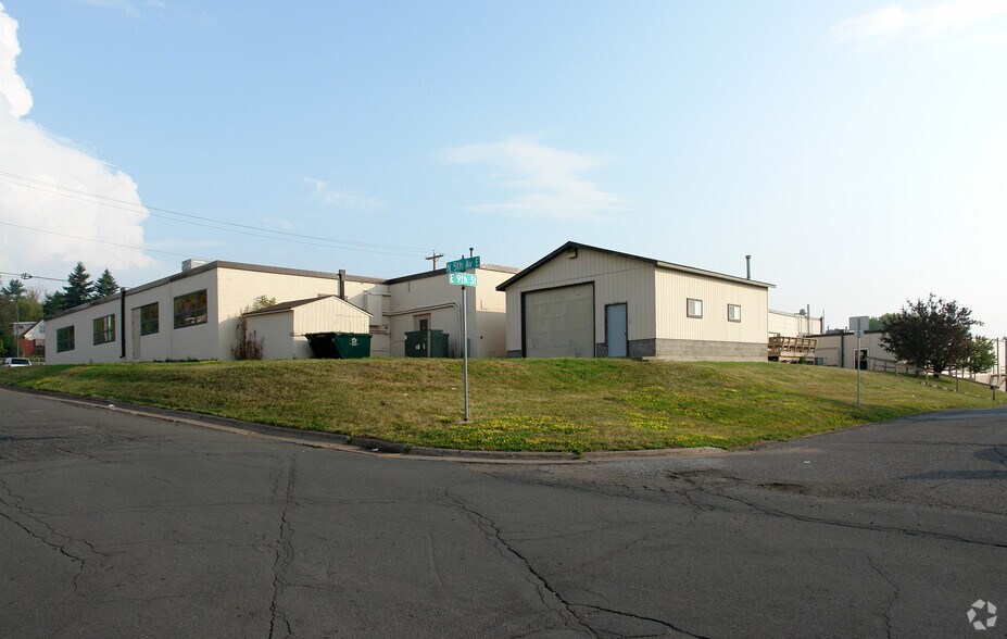 More Photos Of 500 E 10th St, Duluth Service For Lease