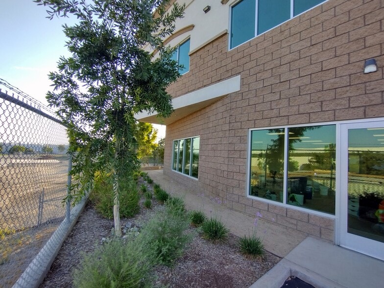 More Photos Of 22040 Valley Blvd, Walnut Medical For Sale