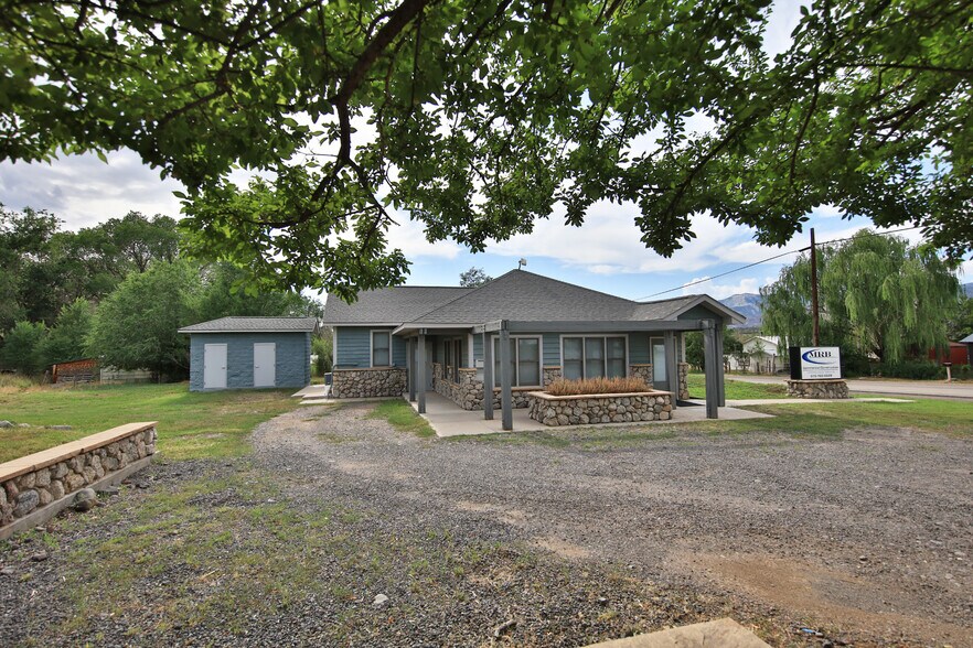 More Photos Of 15739 Pearl Ave, Collbran Light Manufacturing For Sale