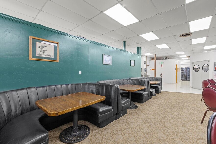 More Photos Of 348 Market St, Colusa Restaurant For Sale