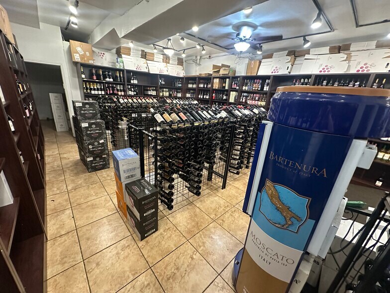 More Photos Of 144-22 Jewel Ave Hls, Kew Gardens Hills Storefront For Sale