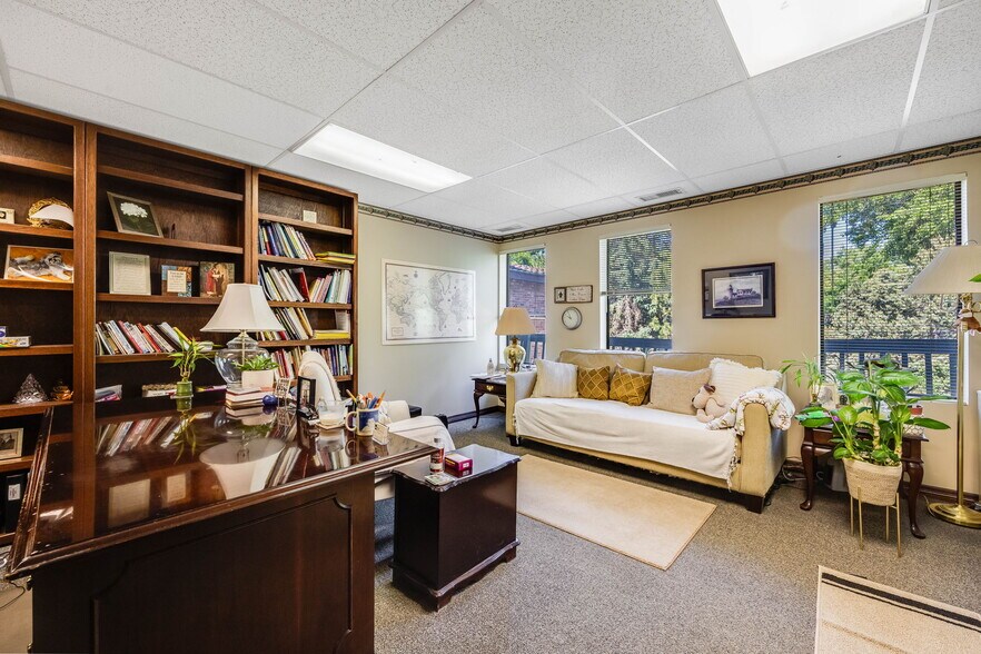 More Photos Of 141 W Davies Ave N, Littleton Office For Sale