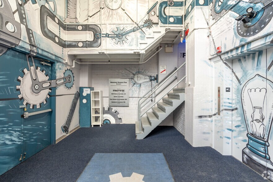 More Photos Of 401 E 4th St, Bridgeport Warehouse For Lease