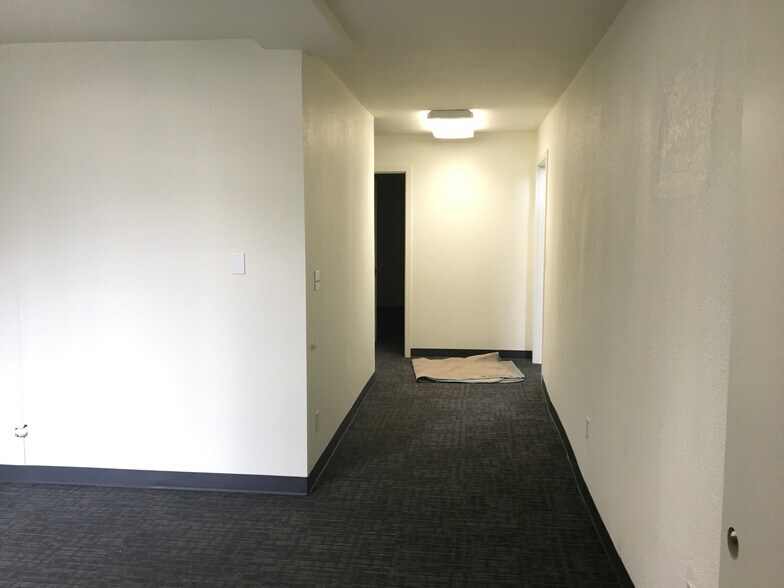 More Photos Of 45-57 NE Hancock St, Portland Light Manufacturing For Lease
