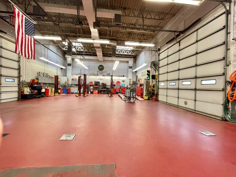 More Photos Of 20 Linden Pl, Port Jefferson Service For Sale