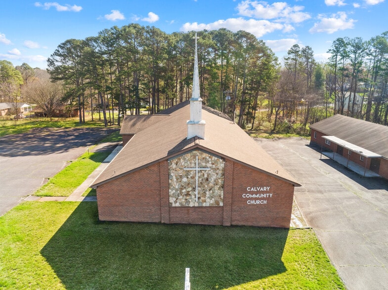 More Photos Of 334 N Oakland Ave, Statesville Specialty For Sale