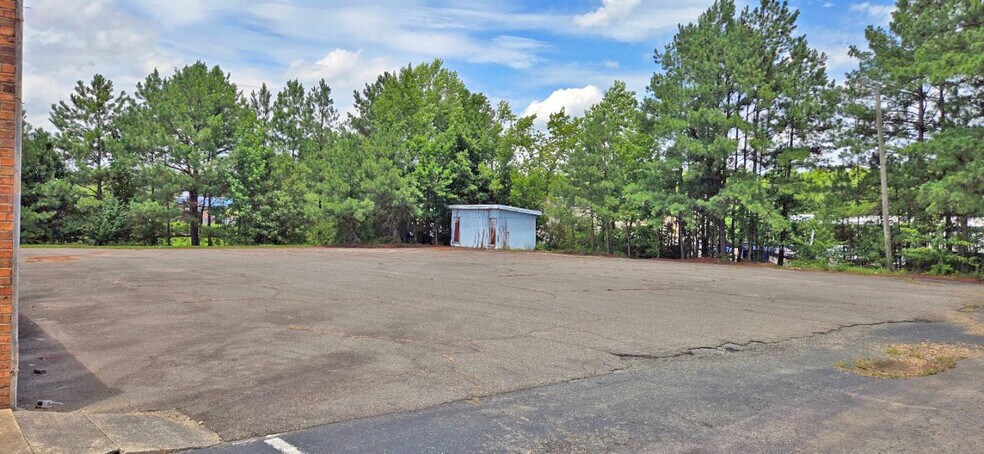 More Photos Of 1817 Lee Ave, Sanford Office For Sale