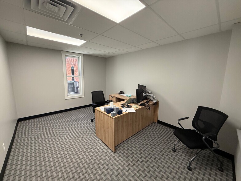 More Photos Of 428-450 Cleveland Ave, Loveland Storefront Retail Office For Lease