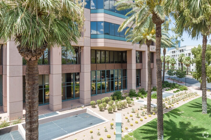 More Photos Of 20 E Thomas Rd, Phoenix Coworking Space