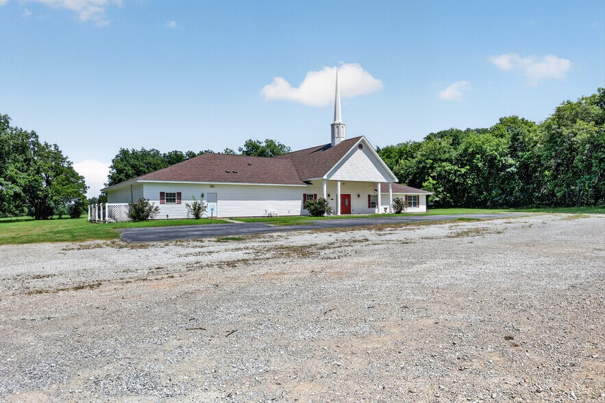 More Photos Of 33429 NCR 3270 Rd, Davis Lodge Meeting Hall For Sale