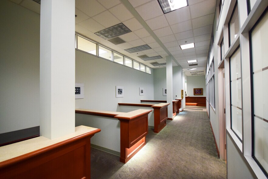 More Photos Of 1001 La Harpe Blvd, Little Rock Office For Sale