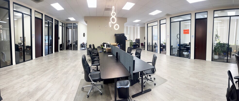 Primary Photo Of 180 Parker Ave, Rodeo Medical For Sale