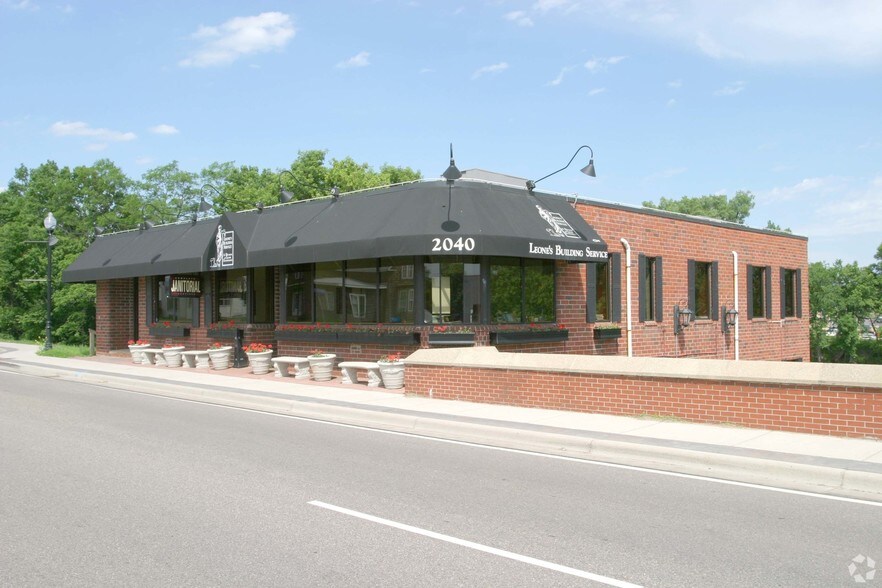 More Photos Of 2040 N Ferry St, Anoka Office For Sale