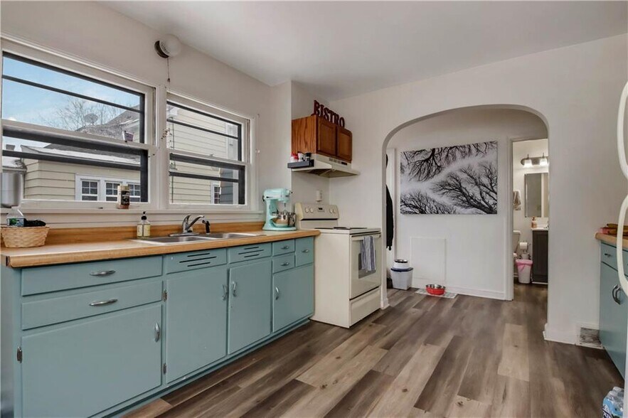 More Photos Of 2730 3rd St, Eau Claire Apartments For Sale