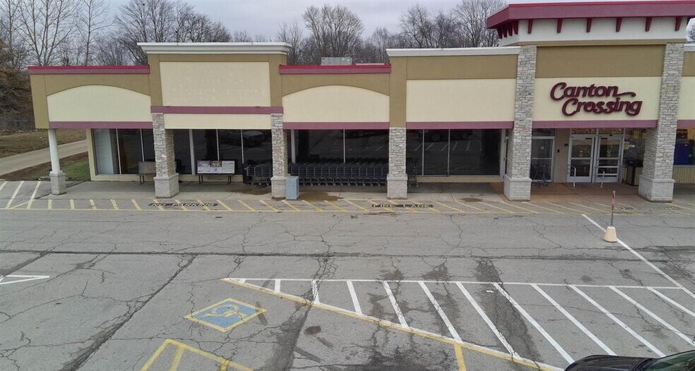 More Photos Of 1773 E Chestnut St, Canton General Retail For Lease