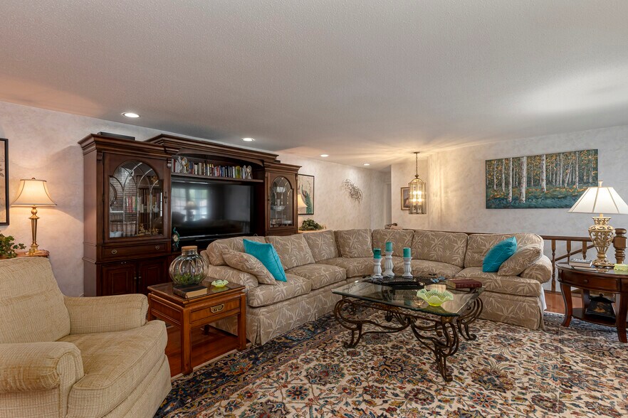 More Photos Of 15866 Moellers Rd, Marion Specialty For Sale