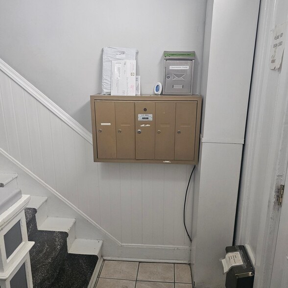 More Photos Of 6401-6405 Belair Rd, Baltimore Storefront Retail Office For Sale