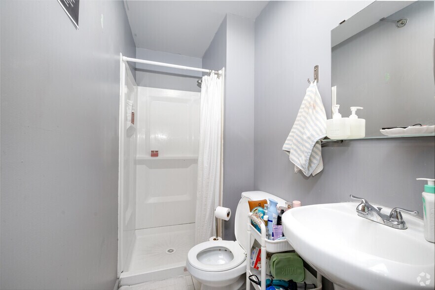 More Photos Of 40 Court St, Binghamton Apartments For Sale