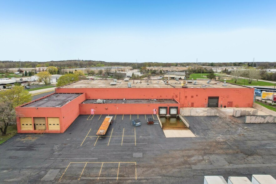 More Photos Of 16167 W Rogers Dr, New Berlin Manufacturing For Sale