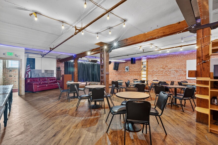 More Photos Of 615 S 1st Ave, Pocatello Restaurant For Sale