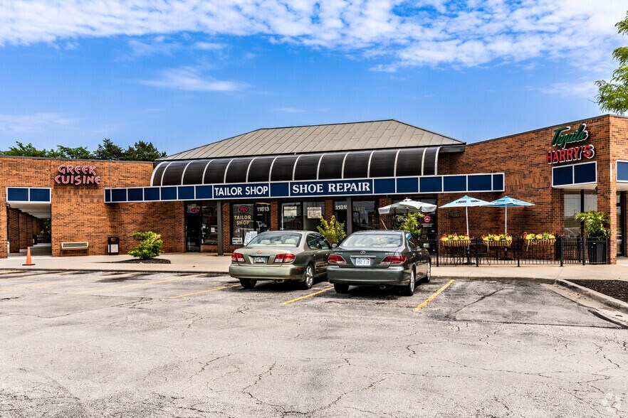 More Photos Of 11705-11849 College Blvd, Overland Park Unknown For Lease