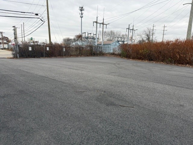 More Photos Of 41 Ford Ln, Warwick Industrial For Sale