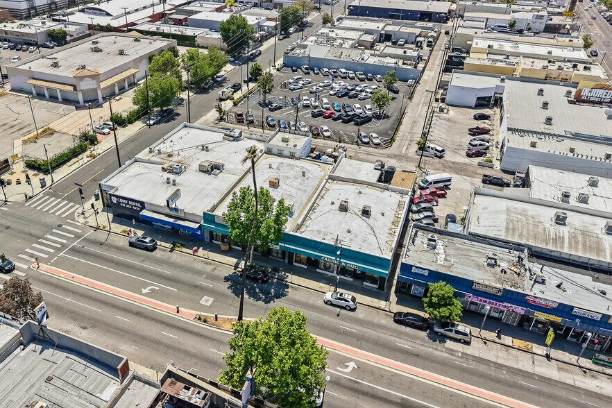 More Photos Of , Reseda General Retail For Sale