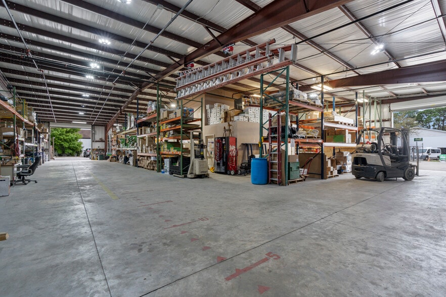 More Photos Of 7790 Industrial Rd, Melbourne Warehouse For Sale