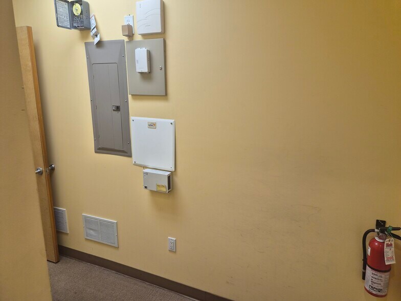 More Photos Of 220 Brighton Rd, Cape May Court House Office For Sale