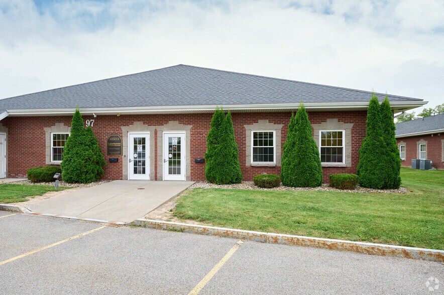 More Photos Of 95 Canal Landing Blvd, Rochester Medical For Lease