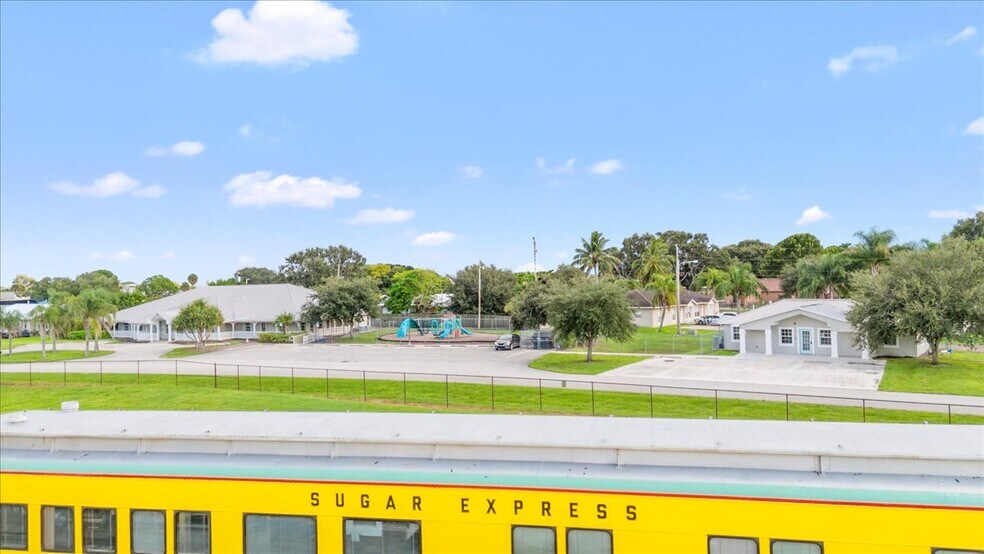 More Photos Of 180-190 Basilan Crescent, Clewiston Daycare Center For Sale