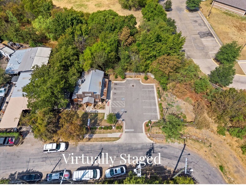 More Photos Of 5005 McBroom St, Dallas Flex For Sale