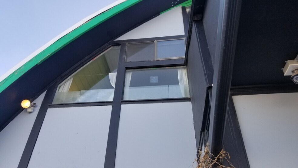 More Photos Of 2690 W Barberry Pl, Denver Warehouse For Sale
