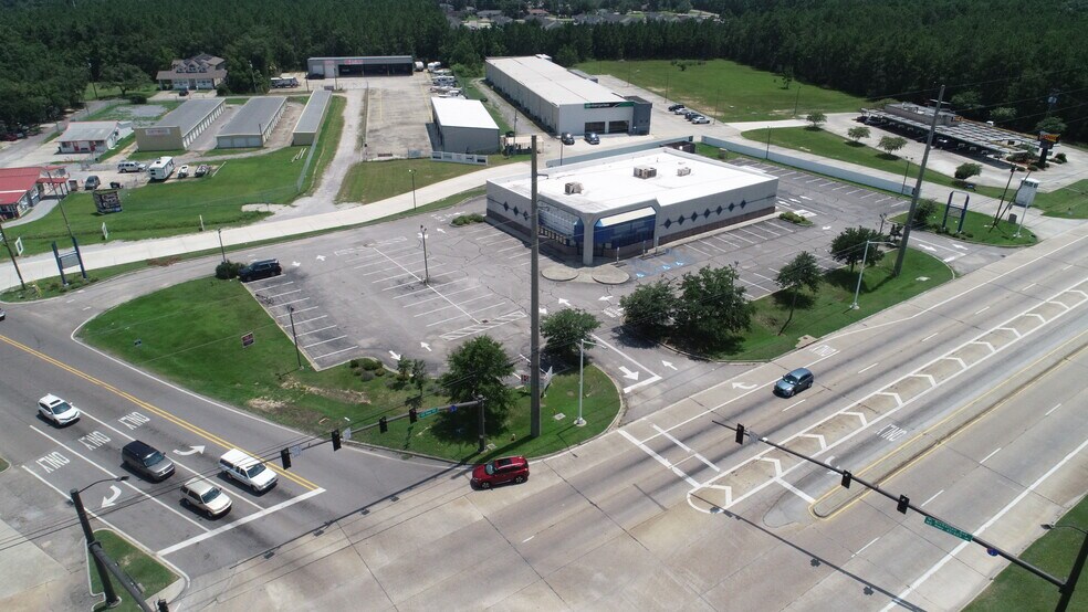 More Photos Of 403 Highway 90, Waveland Drugstore For Lease