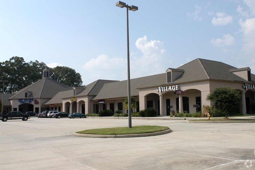 Primary Photo Of 4710 O'Neal Ln, Baton Rouge Storefront For Lease
