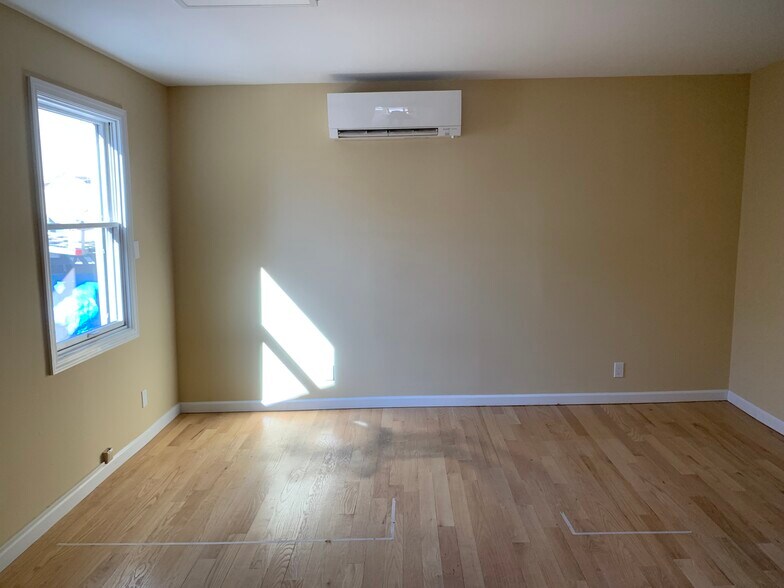 More Photos Of 149-07 14th Ave, Whitestone Storefront Retail Office For Lease