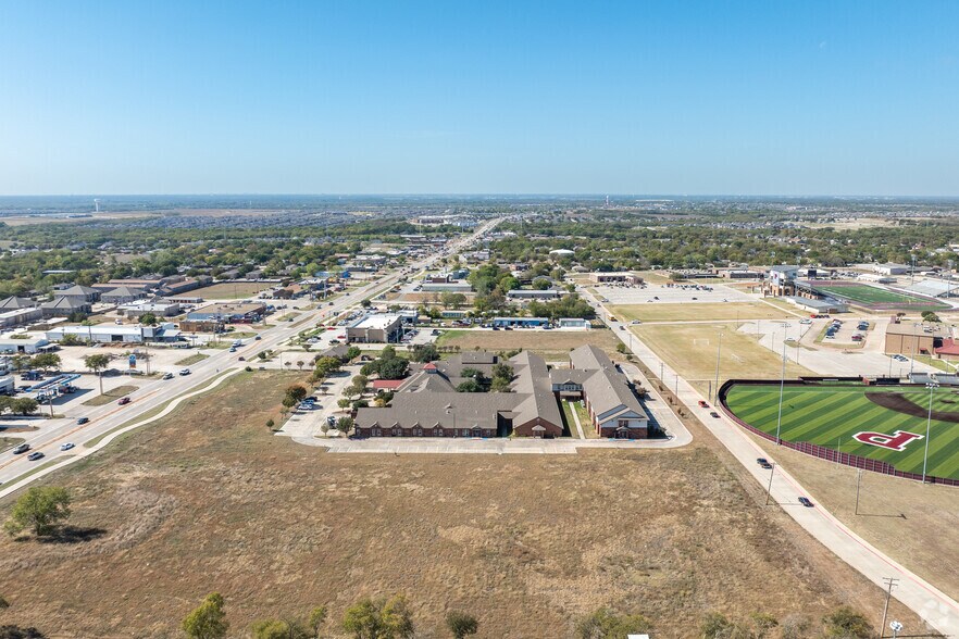 More Photos Of 830 E Princeton Dr, Princeton Hospital For Sale