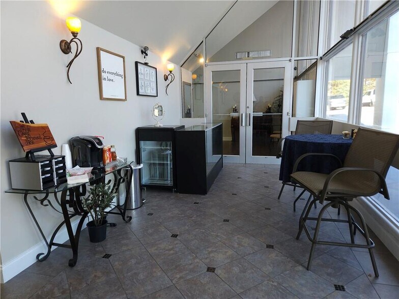 More Photos Of 4144 Old Austell Rd, Powder Springs Religious Facility For Lease