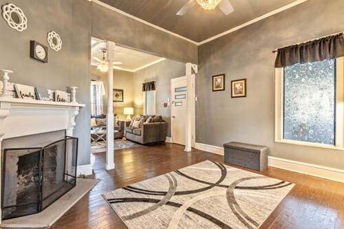 More Photos Of 450 S Oak St, Jackson Storefront Retail Office For Sale