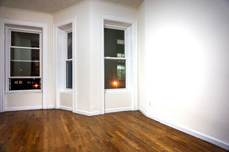 More Photos Of 440 Madison St, Brooklyn Apartments For Sale