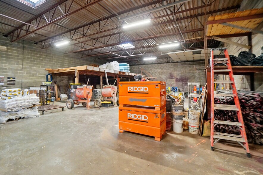 More Photos Of 2300 Ome Ave, Dayton Warehouse For Sale