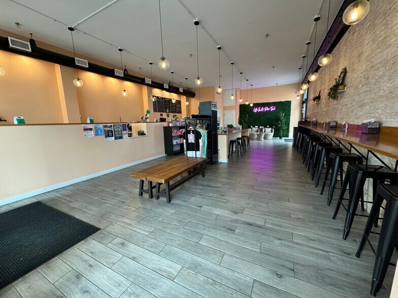 More Photos Of 1-15 River St, Norwalk General Retail For Lease