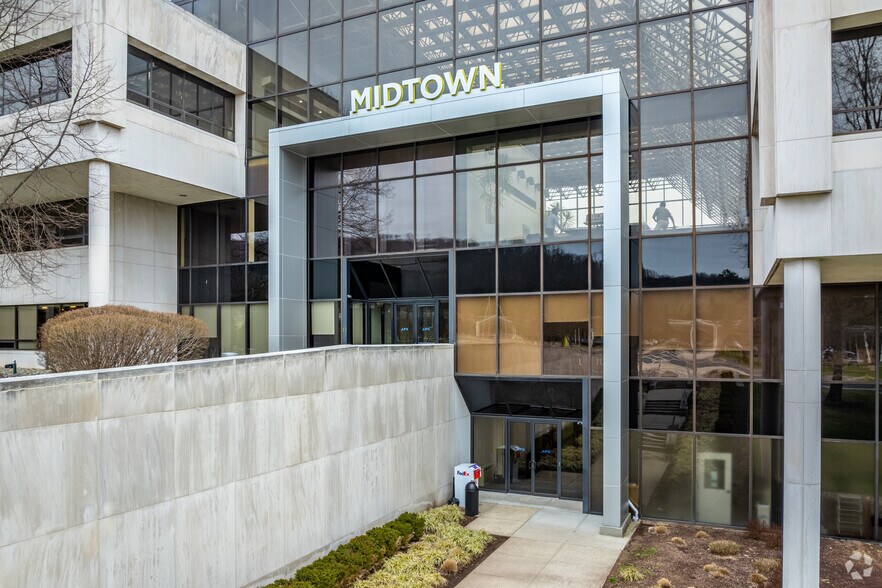 More Photos Of 412 Mount Kemble Ave, Morristown Office For Sale
