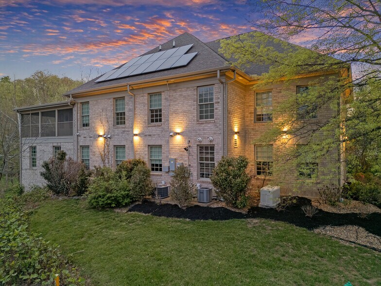 More Photos Of 3139 16th Street Rd, Huntington Medical For Sale