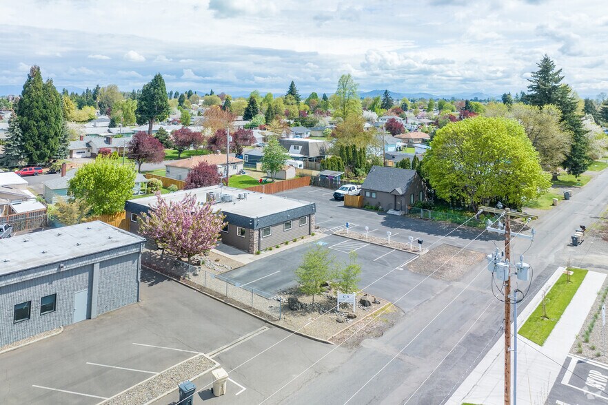 More Photos Of 1209-1215 Shortridge St SE, Albany Office Residential For Sale