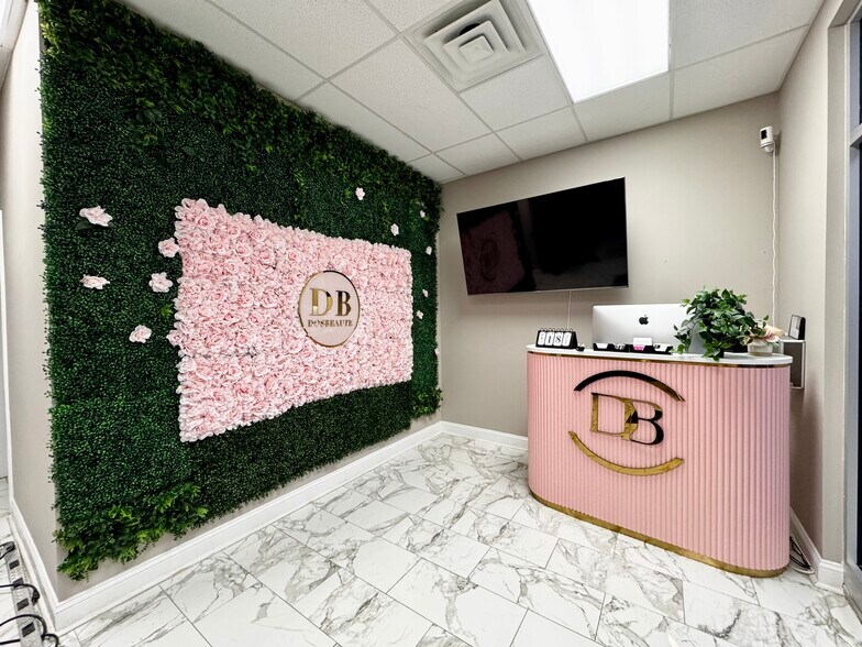 More Photos Of 571 Cross Keys Rd, Sicklerville Medical For Lease